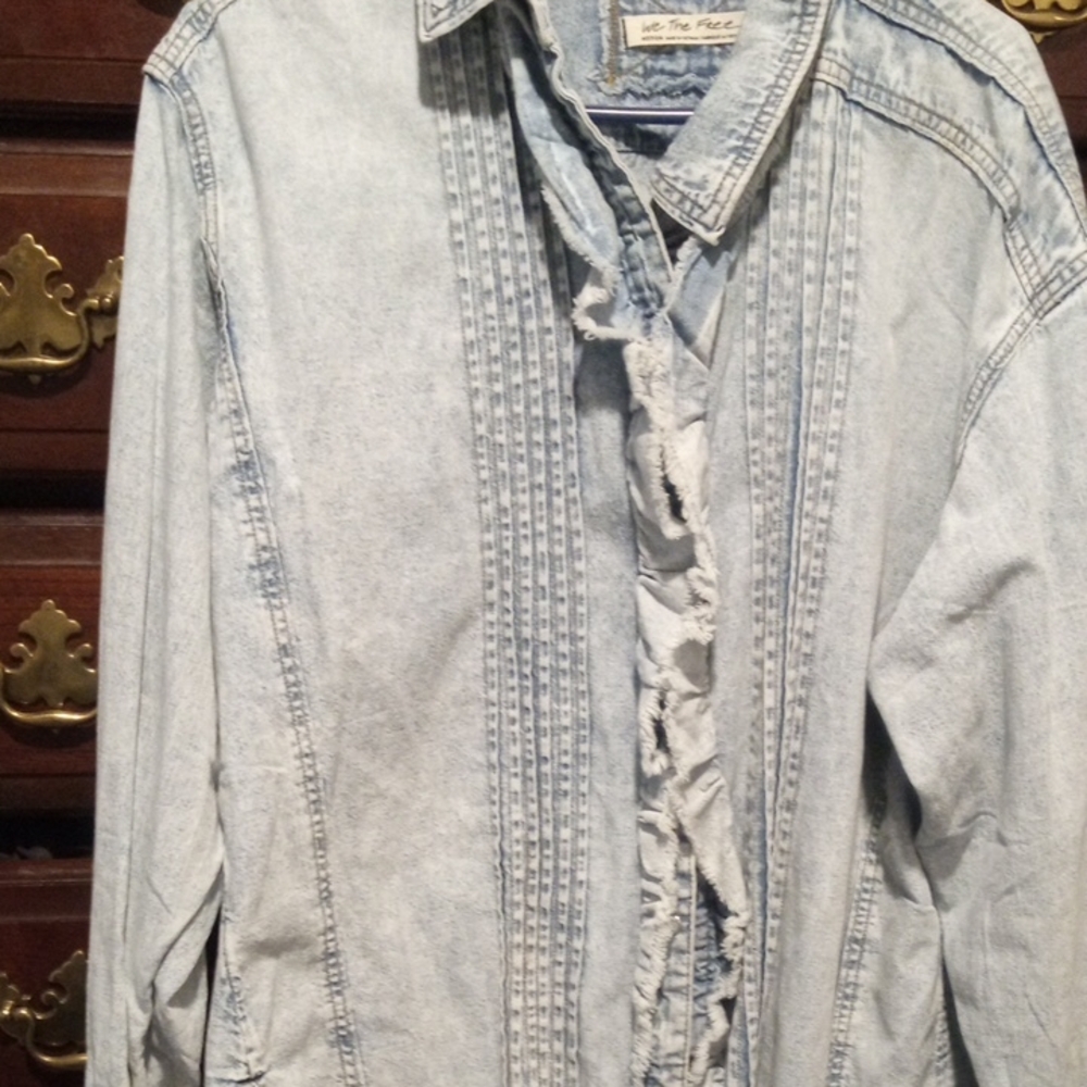 We The Free Light Blue Denim Blouse